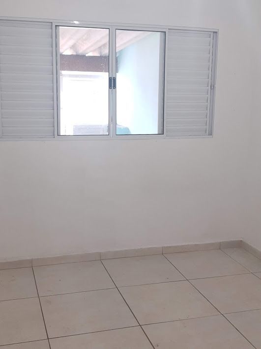 Casa à venda com 3 quartos, 90m² - Foto 26