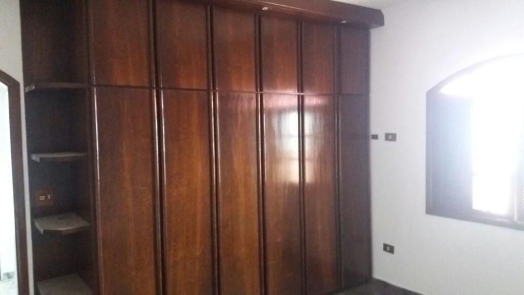 Sobrado para alugar com 4 quartos, 502m² - Foto 31