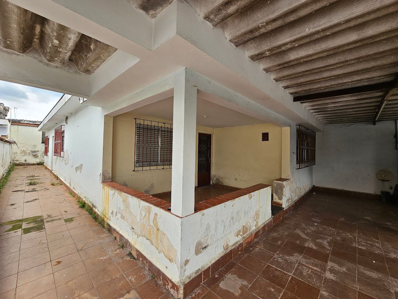 Casa à venda com 5 quartos, 200m² - Foto 33