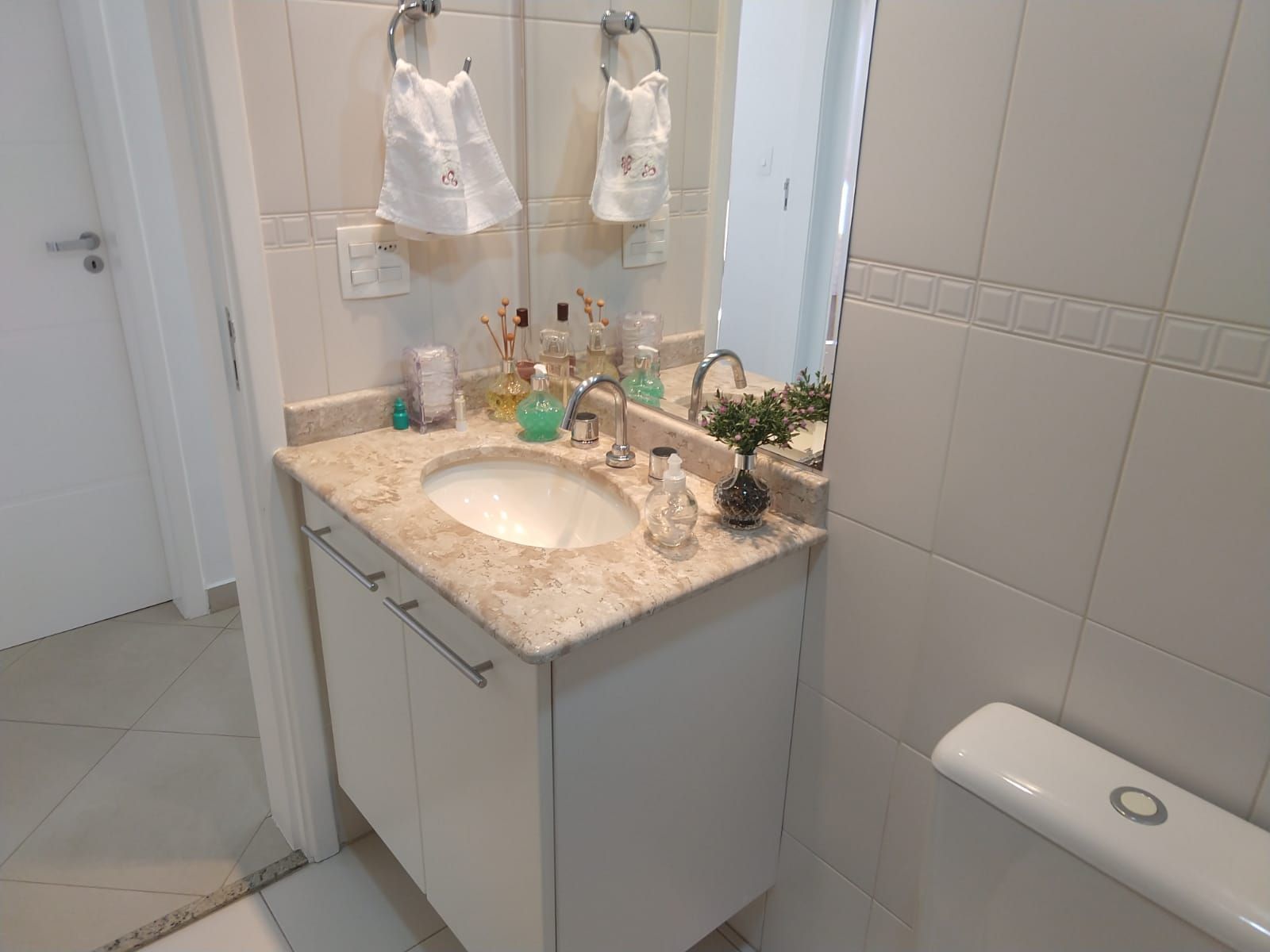 Apartamento à venda com 3 quartos, 85m² - Foto 7