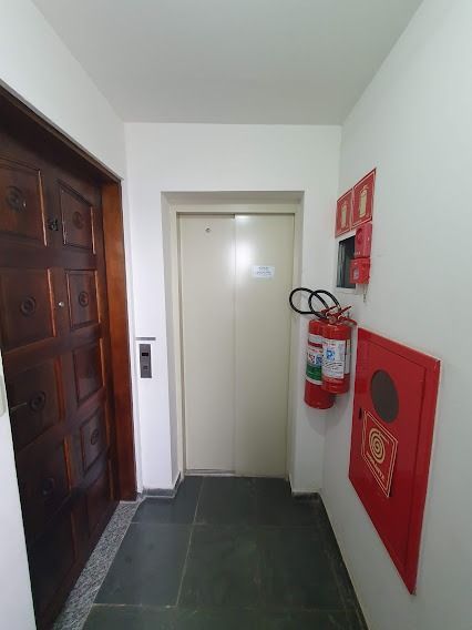 Apartamento à venda com 2 quartos, 68m² - Foto 20