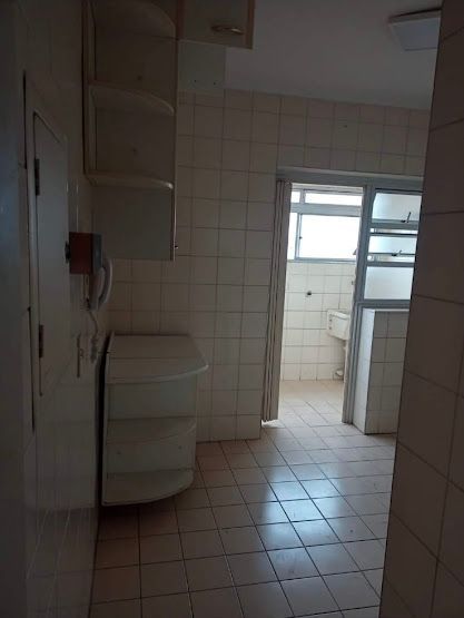 Apartamento à venda com 2 quartos, 65m² - Foto 11