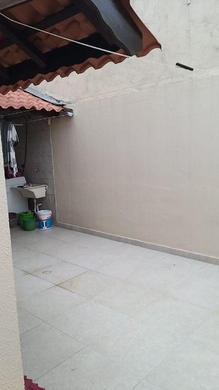 Casa à venda com 2 quartos, 220m² - Foto 24