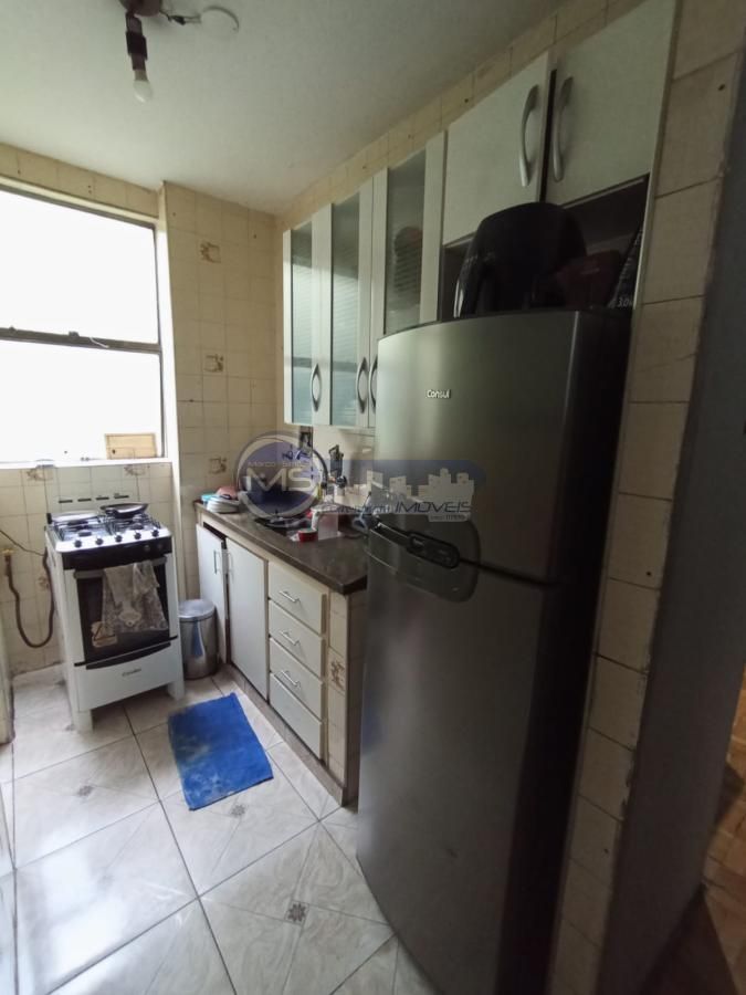 Apartamento à venda com 2 quartos, 43m² - Foto 3