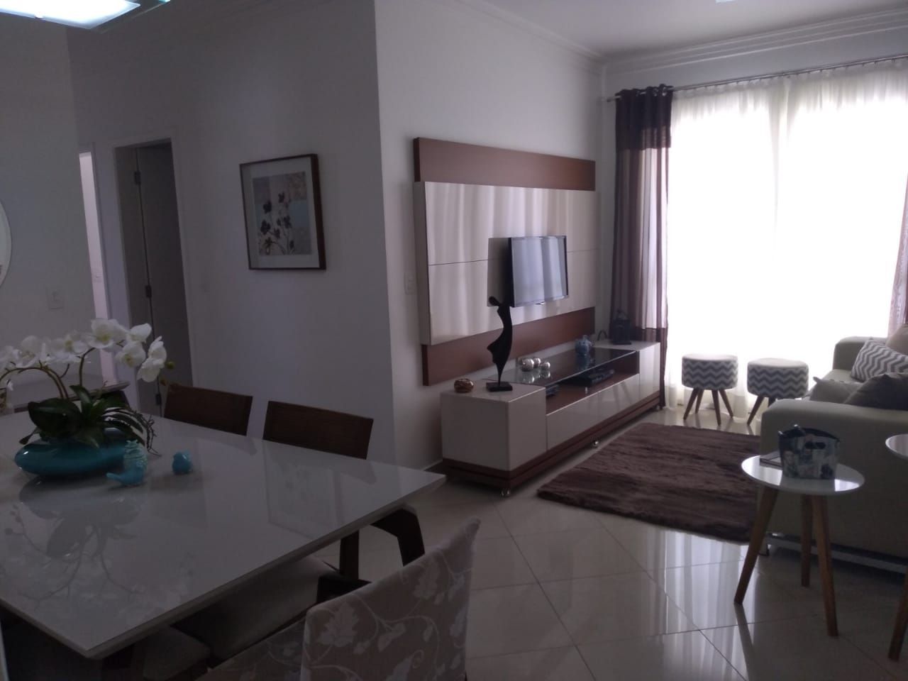 Apartamento à venda com 3 quartos, 85m² - Foto 2