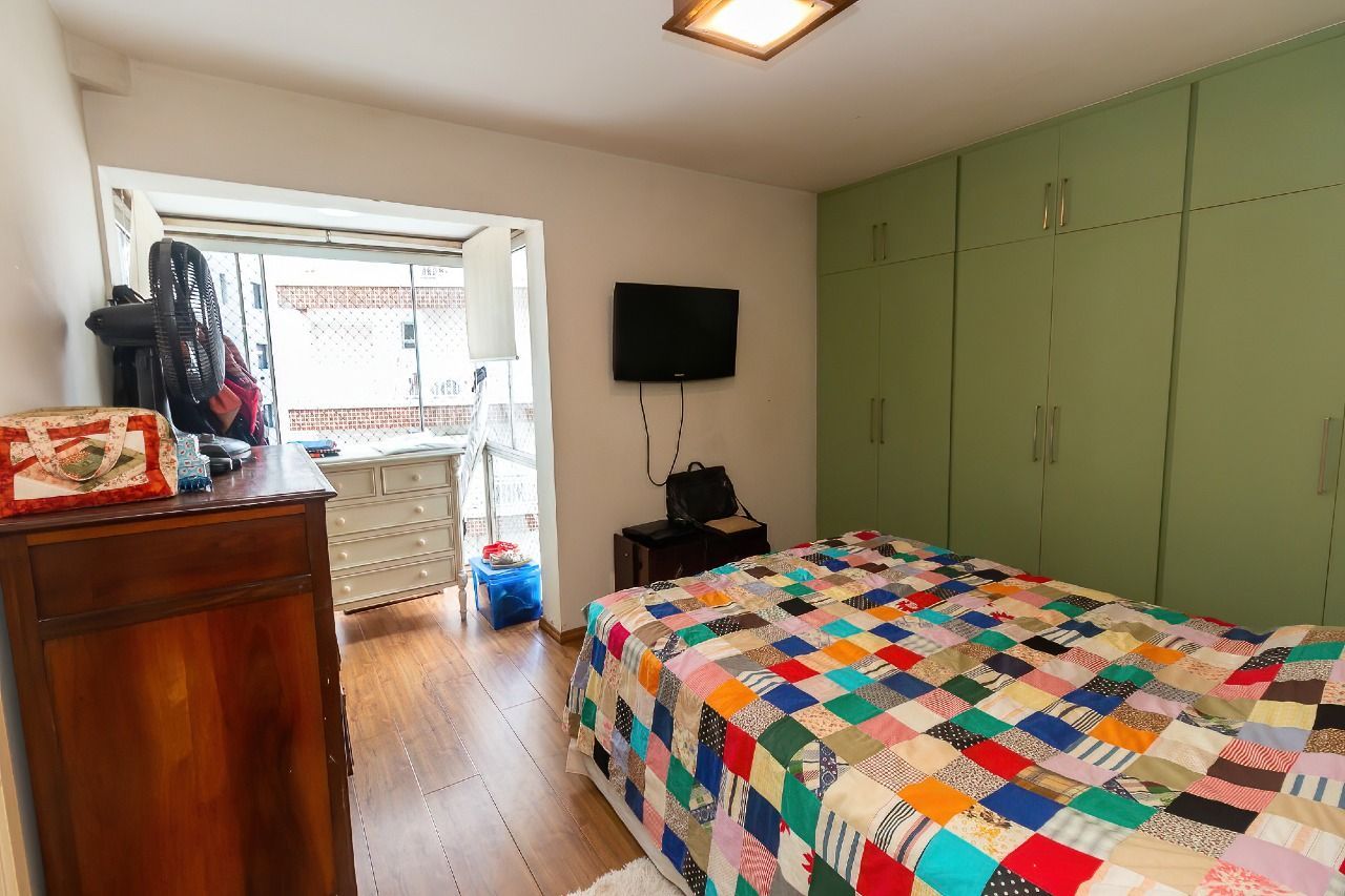 Apartamento à venda com 2 quartos, 110m² - Foto 7