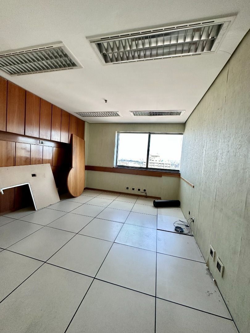 Conjunto Comercial-Sala à venda, 232m² - Foto 37