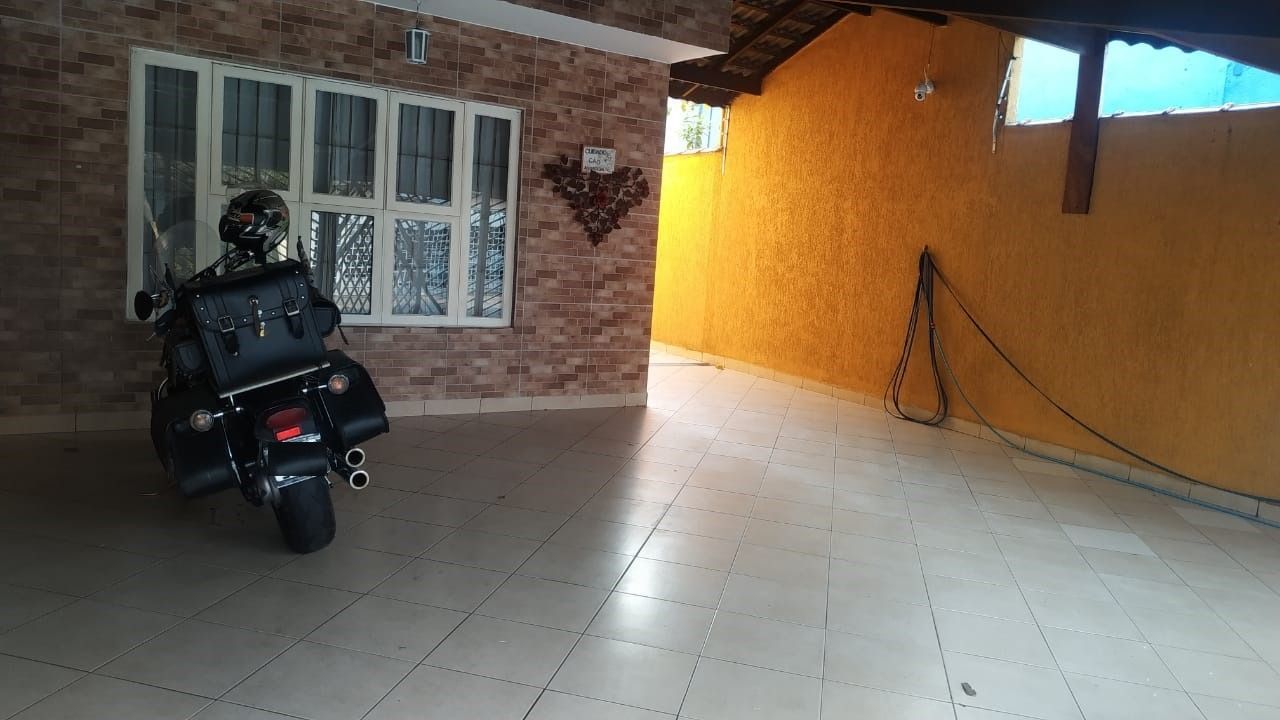 Casa à venda com 3 quartos, 200m² - Foto 26