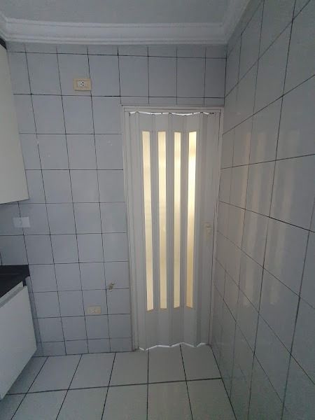 Apartamento à venda com 2 quartos, 60m² - Foto 4