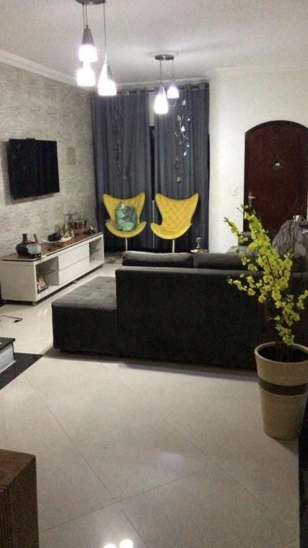 Sobrado à venda com 2 quartos, 120m² - Foto 1