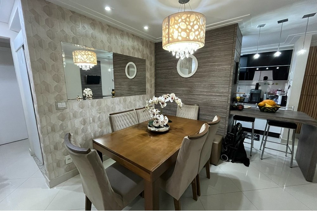 Apartamento à venda com 3 quartos, 90m² - Foto 1