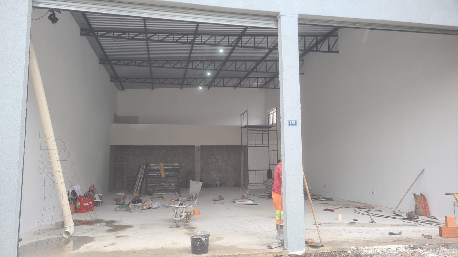 Depósito-Galpão-Armazém para alugar com 1 quarto, 180m² - Foto 2