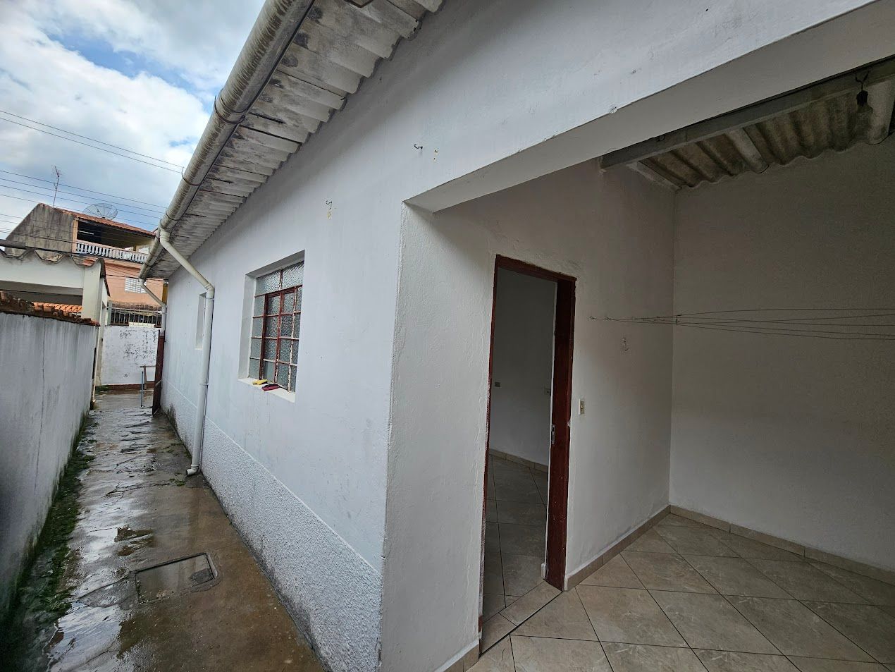 Casa à venda com 5 quartos, 200m² - Foto 32