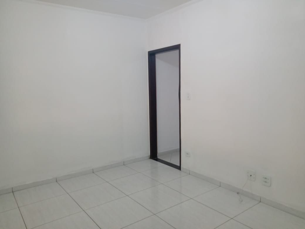 Casa à venda com 3 quartos, 100m² - Foto 18