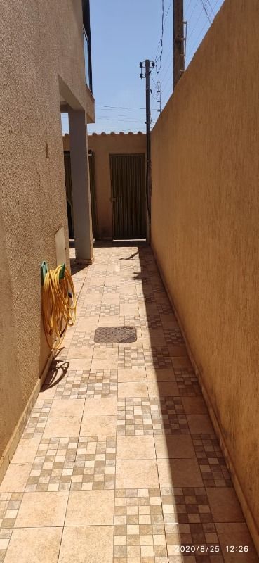 Sobrado à venda com 3 quartos, 120m² - Foto 2