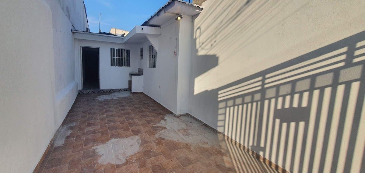 Casa para alugar com 3 quartos, 145m² - Foto 13