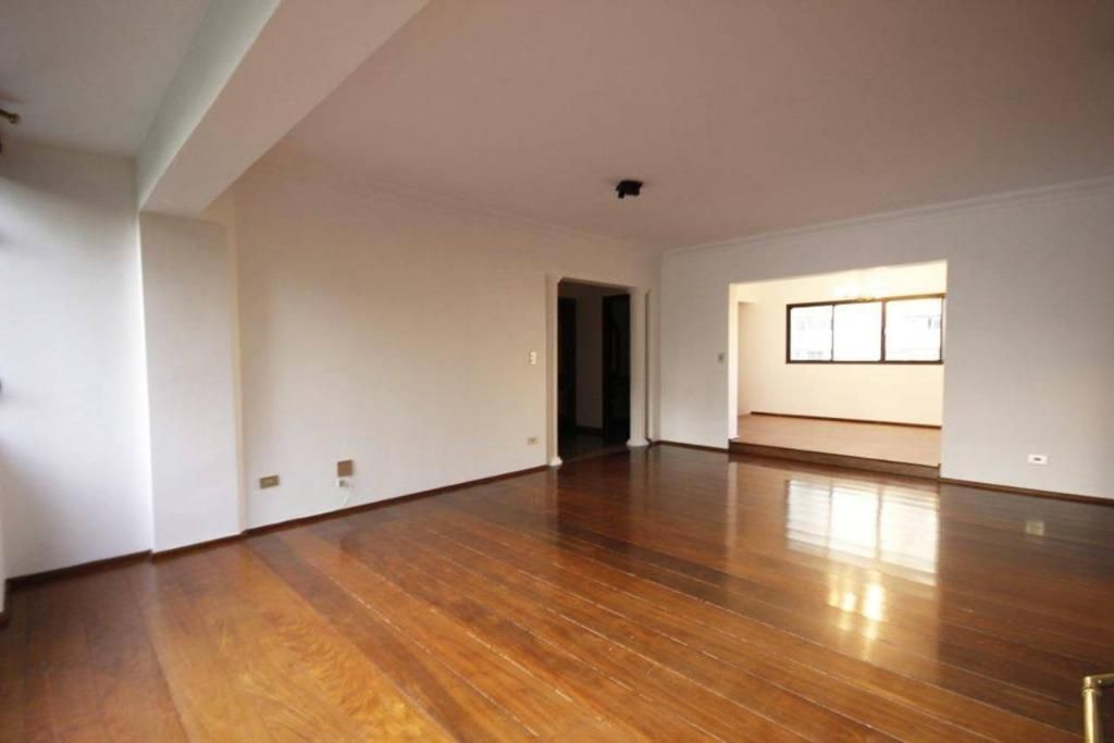 Apartamento à venda com 4 quartos, 218m² - Foto 1