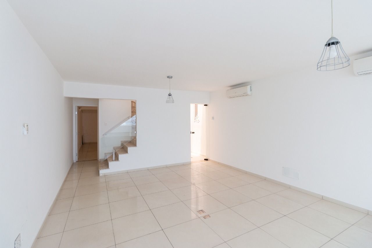 Casa à venda, 180m² - Foto 1