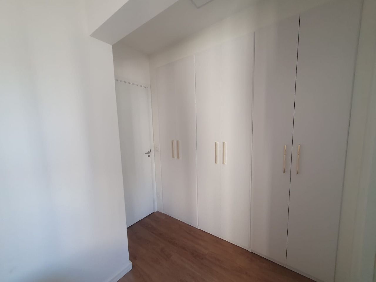 Apartamento à venda com 3 quartos, 86m² - Foto 2