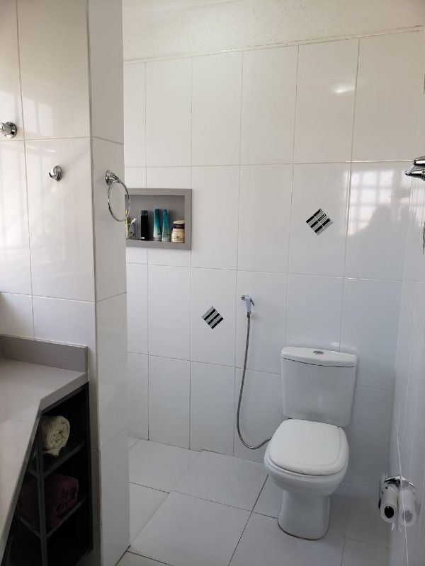 Sobrado à venda com 3 quartos, 170m² - Foto 2