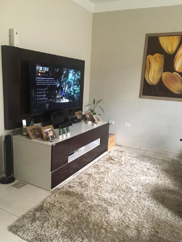 Apartamento à venda com 2 quartos, 75m² - Foto 2