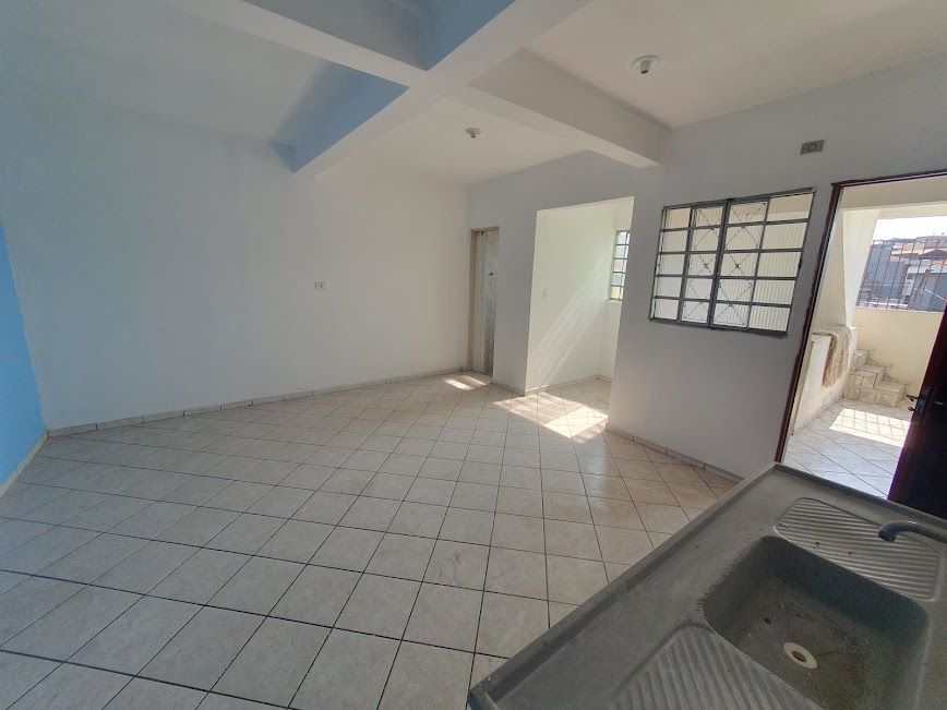 Casa para alugar com 1 quarto, 60m² - Foto 9