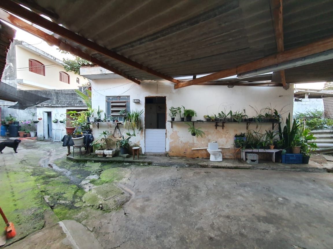 Casa à venda com 2 quartos, 100m² - Foto 4