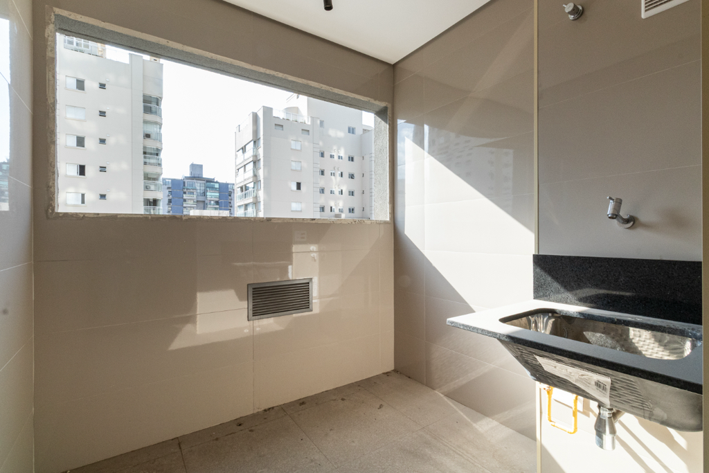 Apartamento à venda com 3 quartos, 160m² - Foto 12
