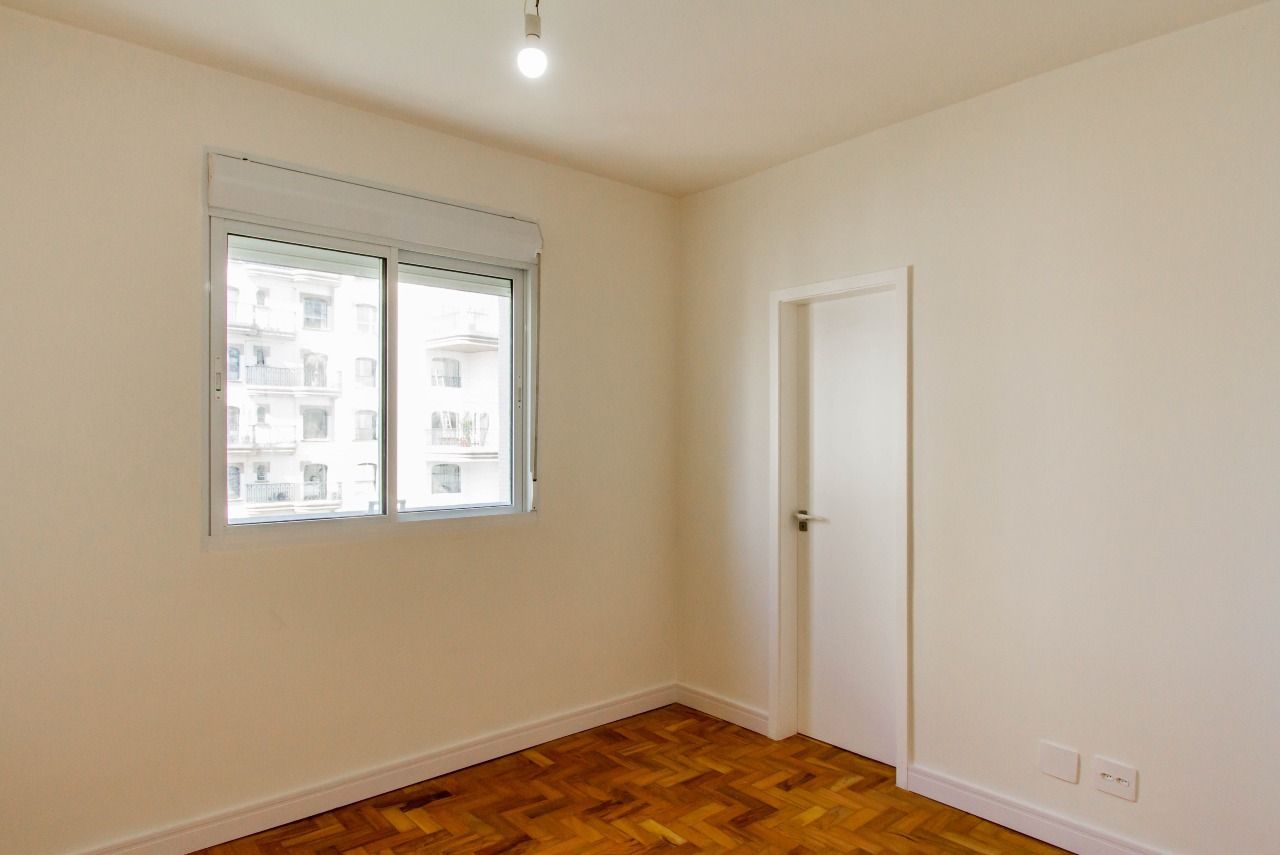 Apartamento à venda com 2 quartos, 81m² - Foto 1