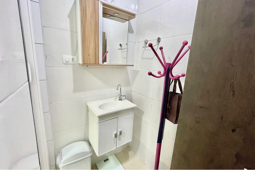 Casa à venda com 5 quartos, 309m² - Foto 11