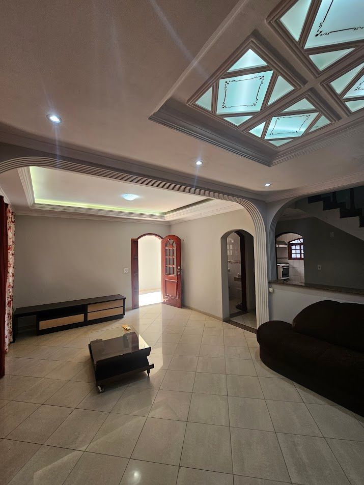 Sobrado à venda com 5 quartos, 300m² - Foto 20
