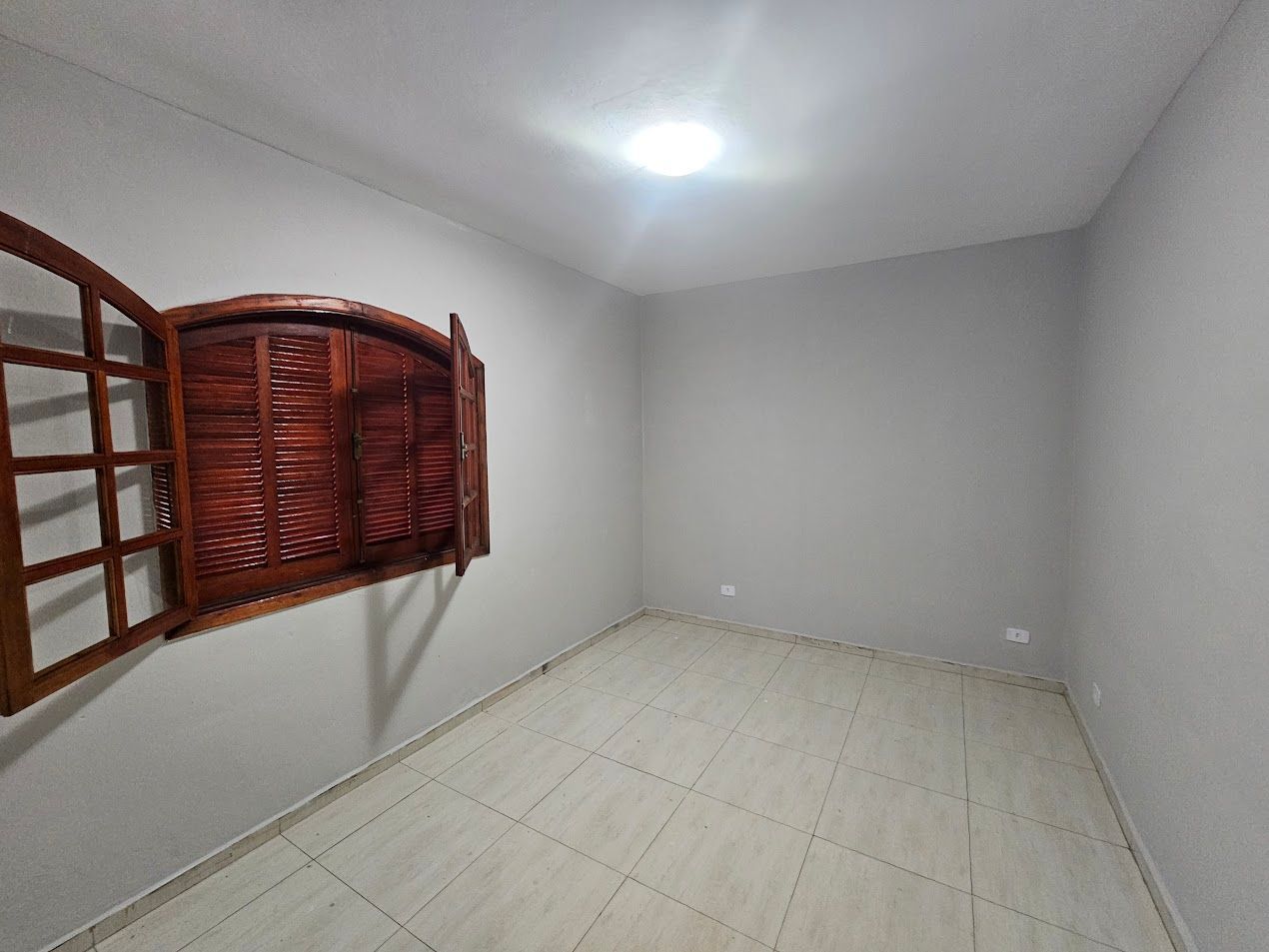 Sobrado à venda com 5 quartos, 300m² - Foto 46