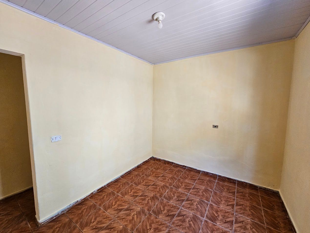 Casa para alugar com 2 quartos, 90m² - Foto 13