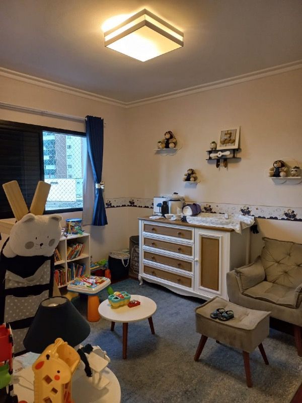 Apartamento à venda com 3 quartos, 205m² - Foto 4