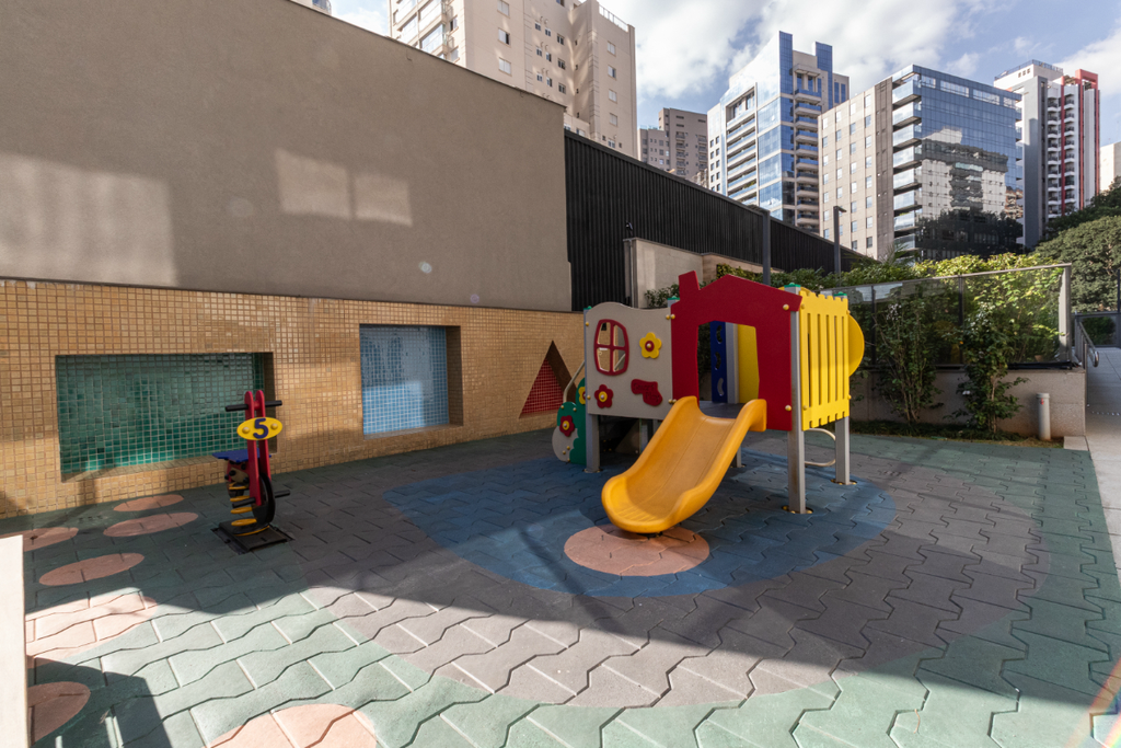 Apartamento à venda com 3 quartos, 160m² - Foto 31