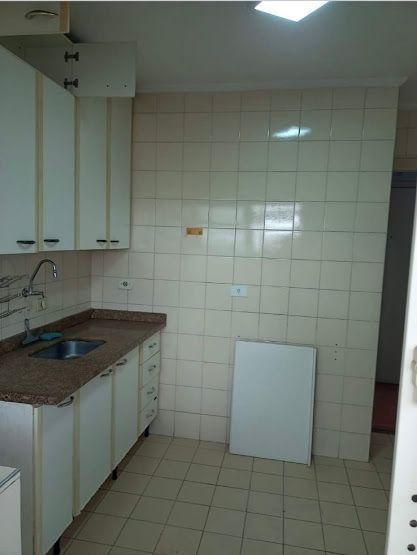 Apartamento à venda com 2 quartos, 65m² - Foto 2