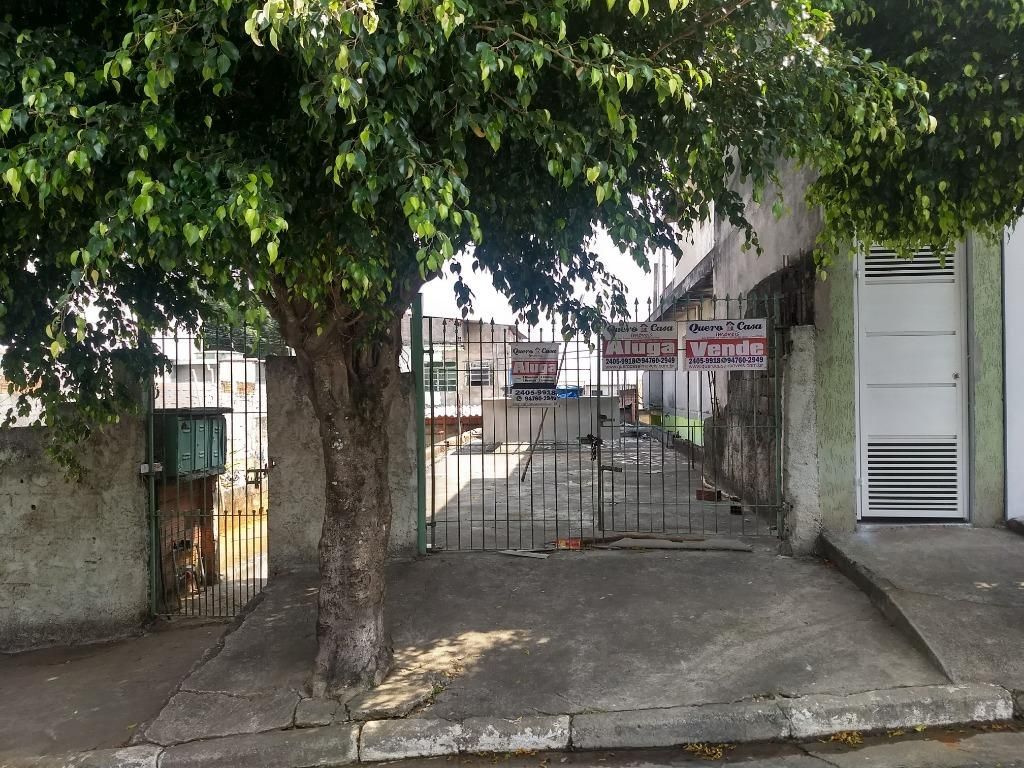 Casa à venda com 4 quartos, 200m² - Foto 4