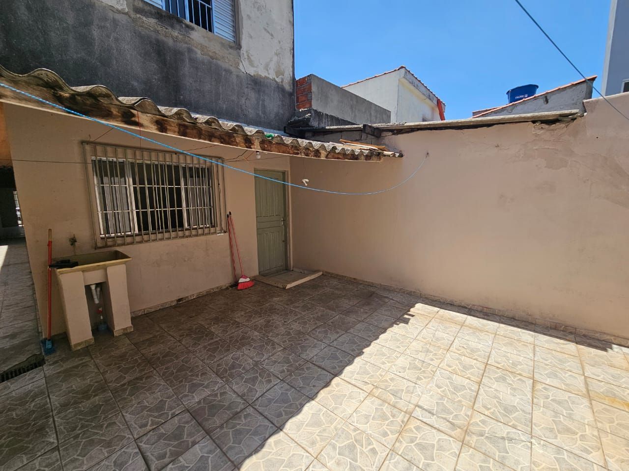 Casa para alugar com 1 quarto, 60m² - Foto 4