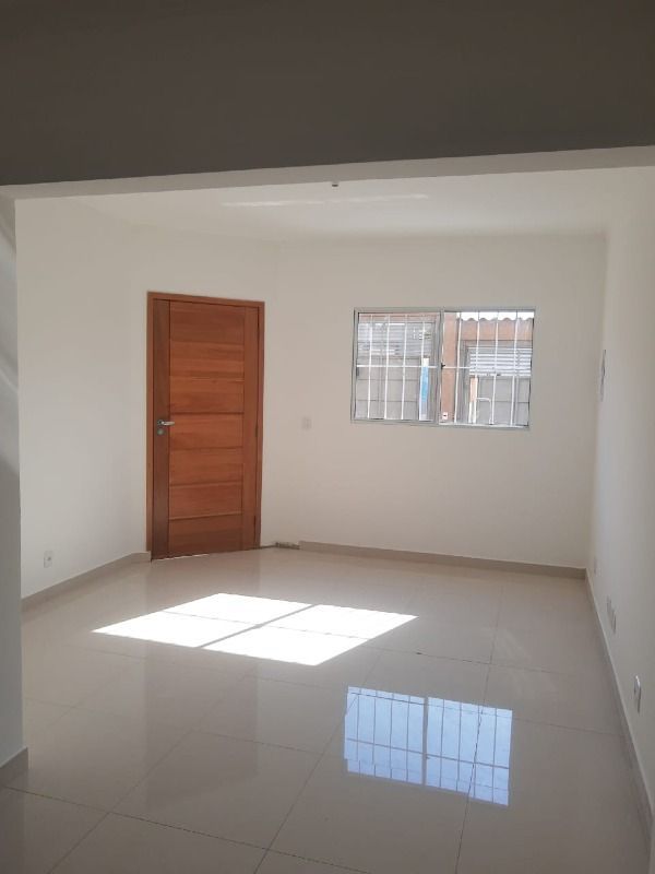 Casa à venda com 3 quartos, 64m² - Foto 24