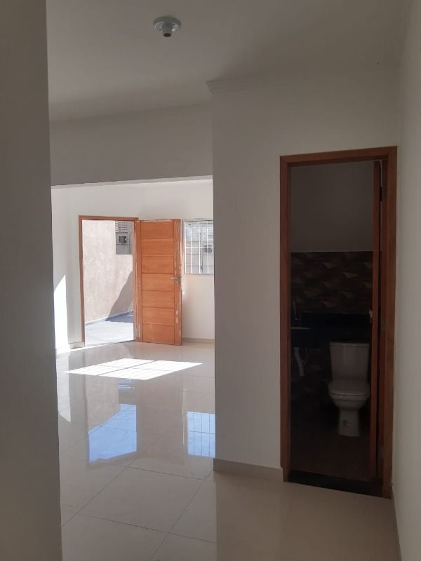 Casa à venda com 3 quartos, 64m² - Foto 14