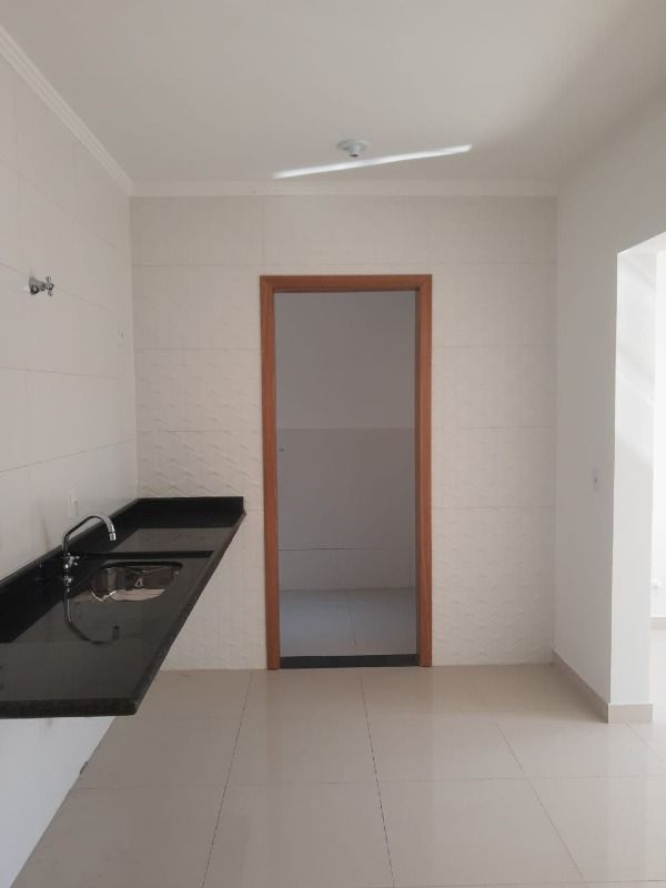 Casa à venda com 3 quartos, 64m² - Foto 28