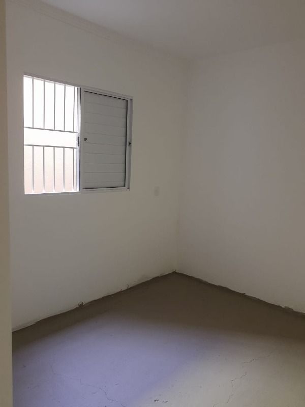 Casa à venda com 3 quartos, 64m² - Foto 18