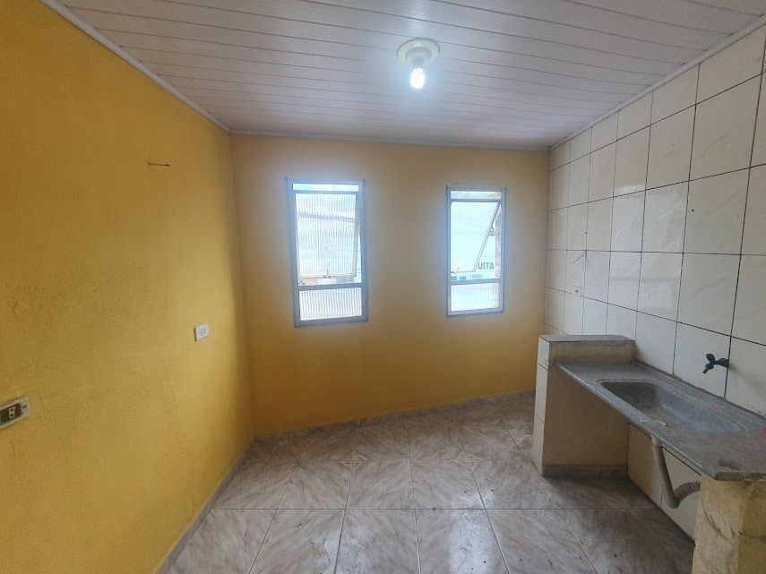 Casa para alugar com 1 quarto, 60m² - Foto 6