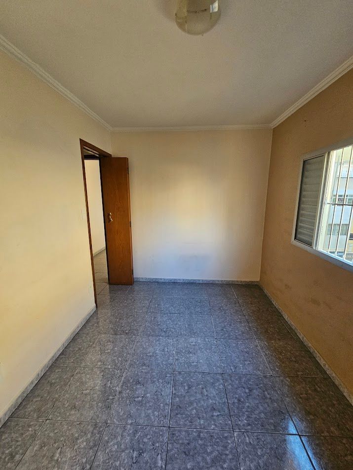 Apartamento para alugar com 2 quartos, 50m² - Foto 8