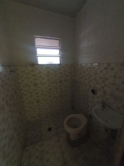 Casa à venda com 2 quartos, 80m² - Foto 6