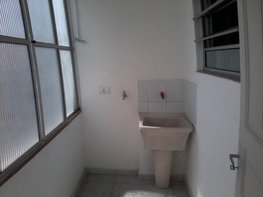 Apartamento à venda com 2 quartos, 75m² - Foto 8