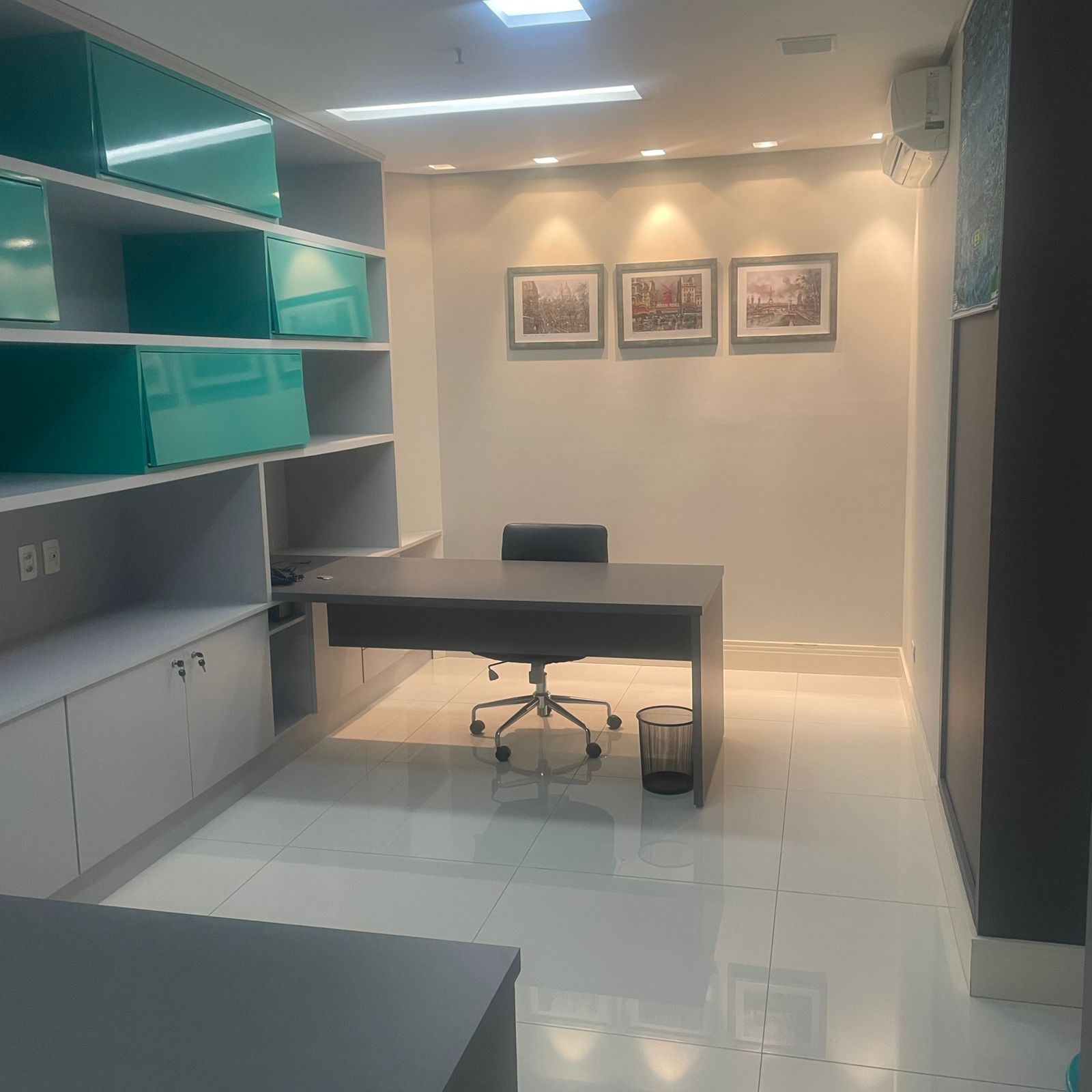 Conjunto Comercial-Sala à venda e aluguel com 1 quarto, 53m² - Foto 3