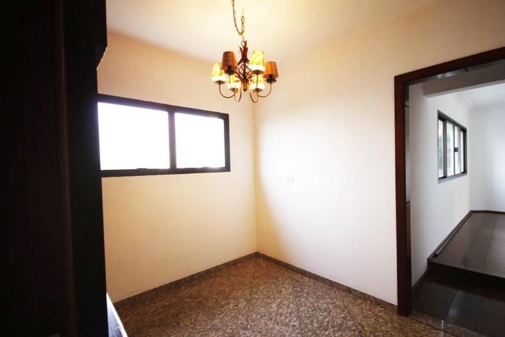 Apartamento à venda com 4 quartos, 218m² - Foto 5