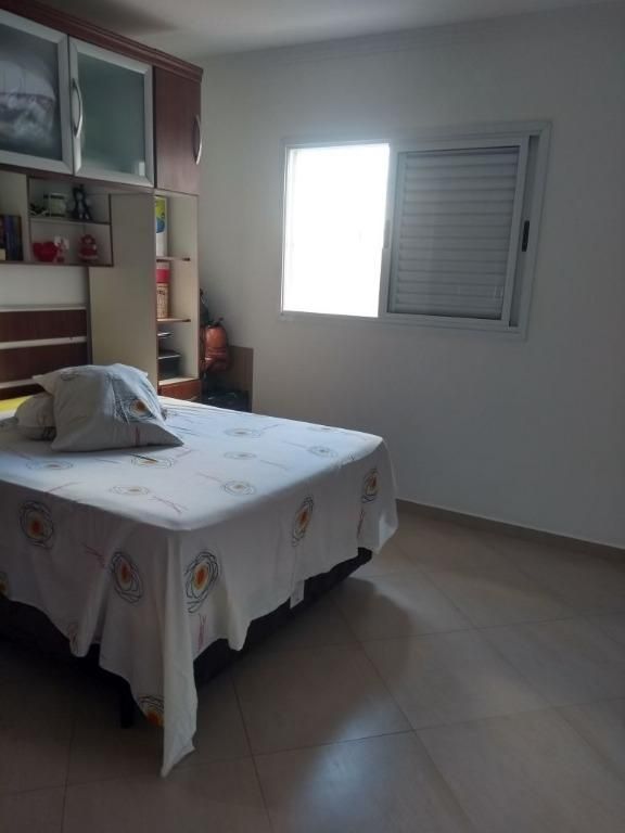 Sobrado à venda com 3 quartos, 180m² - Foto 4