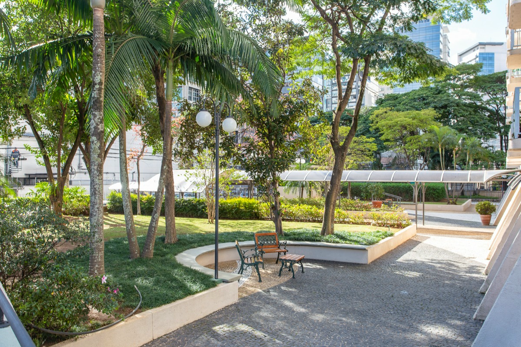 Apartamento à venda com 1 quarto, 55m² - Foto 14
